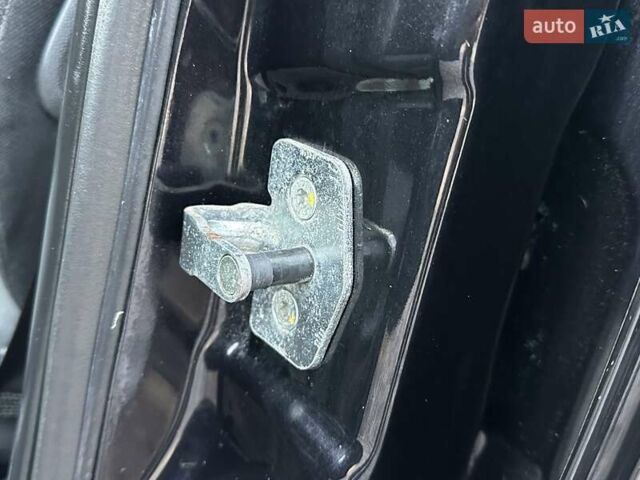 Черный Опель Зафира, объемом двигателя 1.8 л и пробегом 242 тыс. км за 5350 $, фото 36 на Automoto.ua