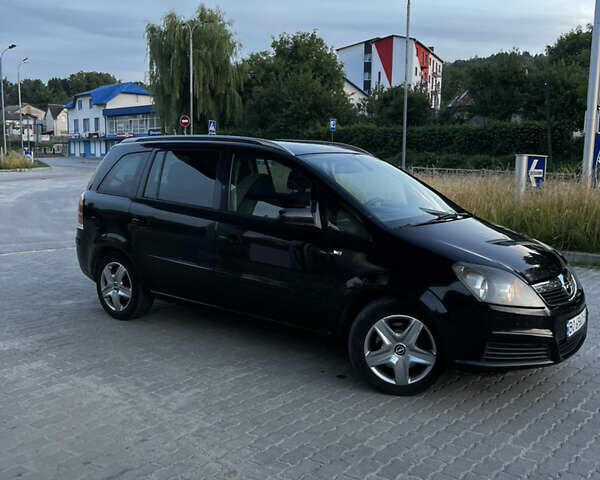 Черный Опель Зафира, объемом двигателя 1.91 л и пробегом 288 тыс. км за 5900 $, фото 3 на Automoto.ua