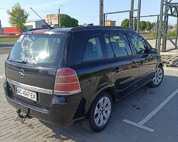 Черный Опель Зафира, объемом двигателя 1.8 л и пробегом 258 тыс. км за 5200 $, фото 7 на Automoto.ua