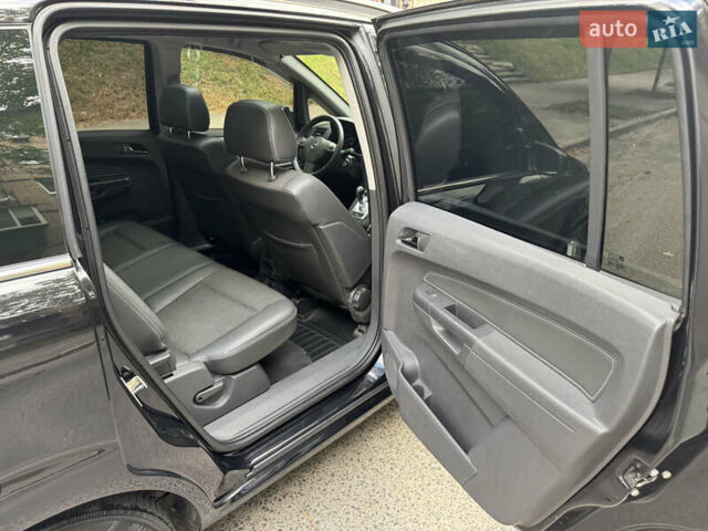 Чорний Опель Зафіра, об'ємом двигуна 1.8 л та пробігом 222 тис. км за 6800 $, фото 12 на Automoto.ua