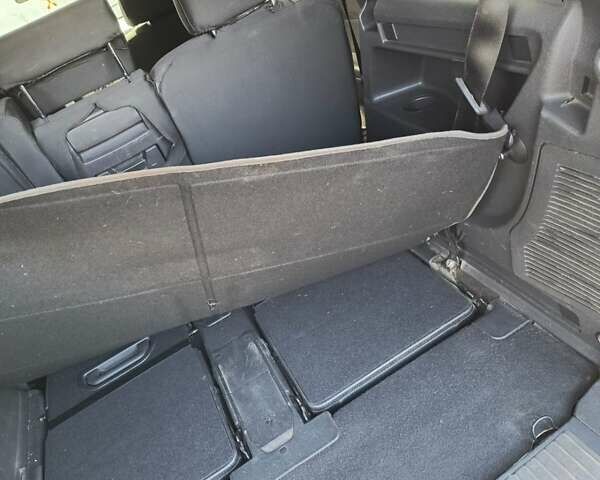 Черный Опель Зафира, объемом двигателя 1.91 л и пробегом 264 тыс. км за 5200 $, фото 2 на Automoto.ua