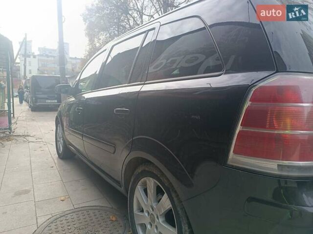 Черный Опель Зафира, объемом двигателя 1.91 л и пробегом 311 тыс. км за 5550 $, фото 7 на Automoto.ua