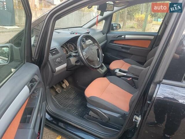 Черный Опель Зафира, объемом двигателя 1.91 л и пробегом 311 тыс. км за 5550 $, фото 2 на Automoto.ua