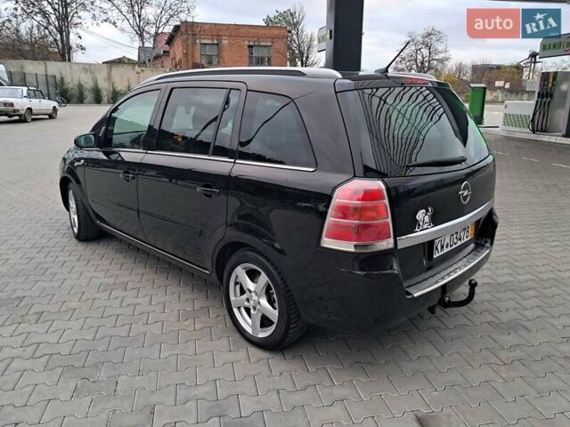 Черный Опель Зафира, объемом двигателя 1.8 л и пробегом 275 тыс. км за 5450 $, фото 7 на Automoto.ua