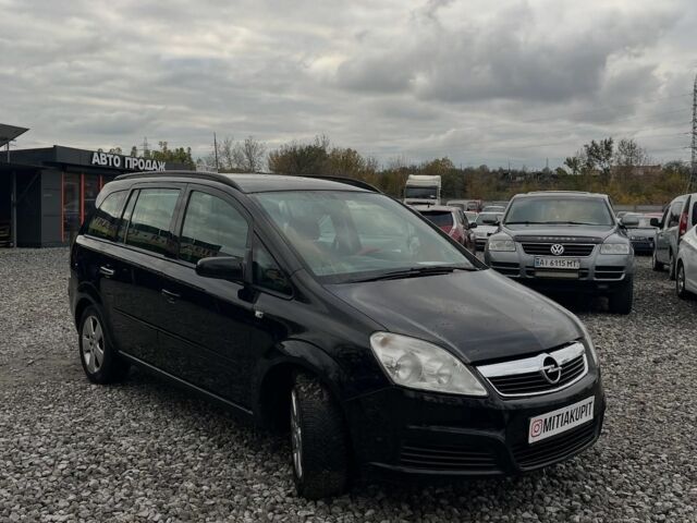 Черный Опель Зафира, объемом двигателя 0 л и пробегом 200 тыс. км за 5500 $, фото 2 на Automoto.ua