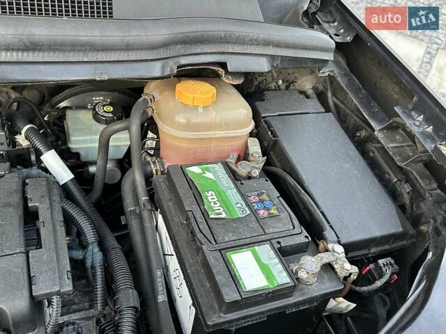 Черный Опель Зафира, объемом двигателя 1.8 л и пробегом 242 тыс. км за 5350 $, фото 85 на Automoto.ua