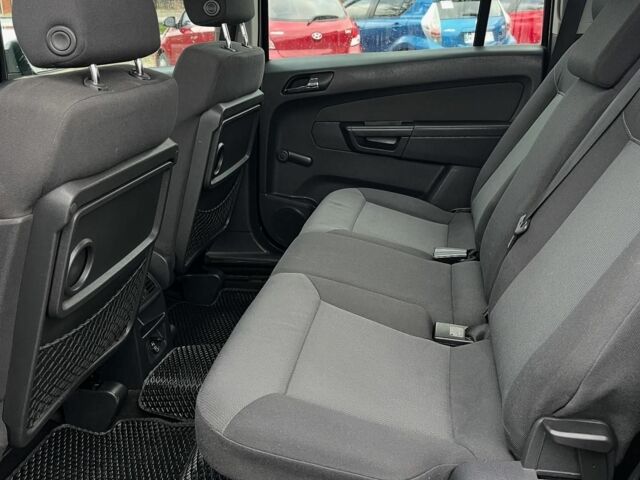 Черный Опель Зафира, объемом двигателя 0 л и пробегом 200 тыс. км за 5500 $, фото 9 на Automoto.ua