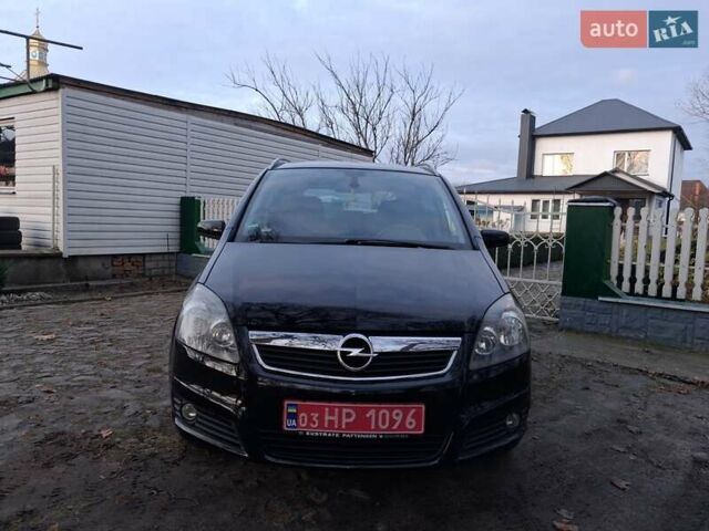 Черный Опель Зафира, объемом двигателя 1.8 л и пробегом 175 тыс. км за 4950 $, фото 3 на Automoto.ua