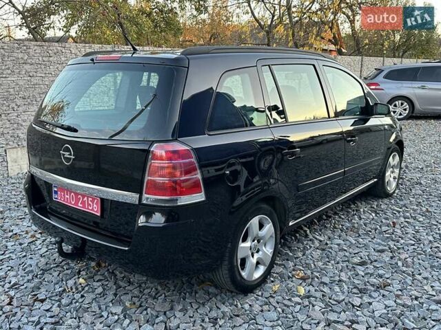 Черный Опель Зафира, объемом двигателя 1.8 л и пробегом 242 тыс. км за 5350 $, фото 2 на Automoto.ua
