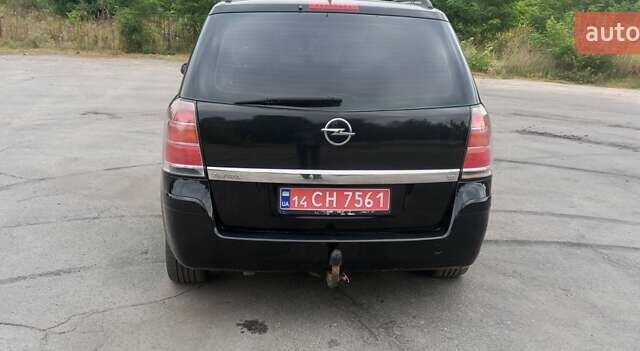 Черный Опель Зафира, объемом двигателя 1.8 л и пробегом 225 тыс. км за 5400 $, фото 6 на Automoto.ua