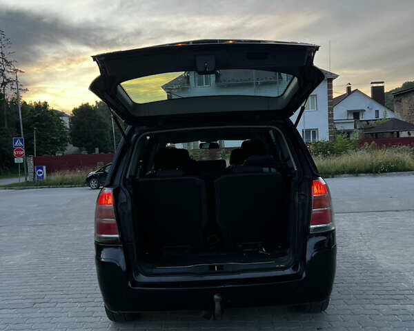 Черный Опель Зафира, объемом двигателя 1.91 л и пробегом 288 тыс. км за 5900 $, фото 14 на Automoto.ua