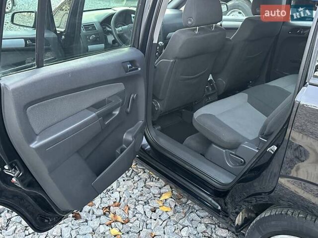 Черный Опель Зафира, объемом двигателя 1.8 л и пробегом 242 тыс. км за 5350 $, фото 54 на Automoto.ua