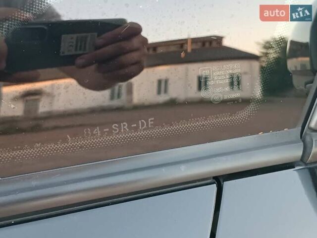 Черный Опель Зафира, объемом двигателя 1.8 л и пробегом 227 тыс. км за 5300 $, фото 15 на Automoto.ua