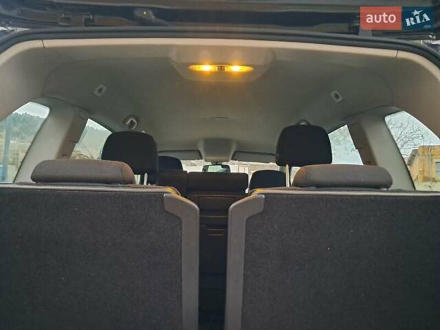 Черный Опель Зафира, объемом двигателя 1.8 л и пробегом 275 тыс. км за 5450 $, фото 45 на Automoto.ua