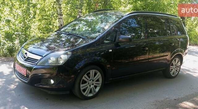 Чорний Опель Зафіра, об'ємом двигуна 1.8 л та пробігом 225 тис. км за 5395 $, фото 4 на Automoto.ua