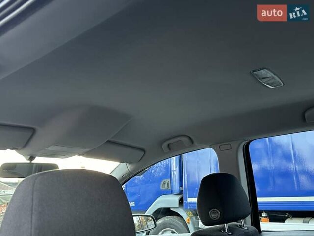 Черный Опель Зафира, объемом двигателя 1.8 л и пробегом 242 тыс. км за 5350 $, фото 59 на Automoto.ua