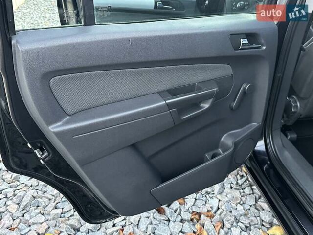 Черный Опель Зафира, объемом двигателя 1.8 л и пробегом 242 тыс. км за 5350 $, фото 55 на Automoto.ua