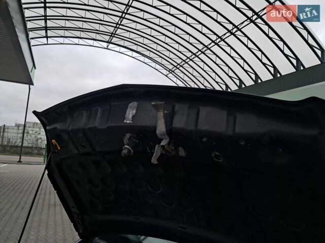 Черный Опель Зафира, объемом двигателя 1.8 л и пробегом 275 тыс. км за 5450 $, фото 71 на Automoto.ua