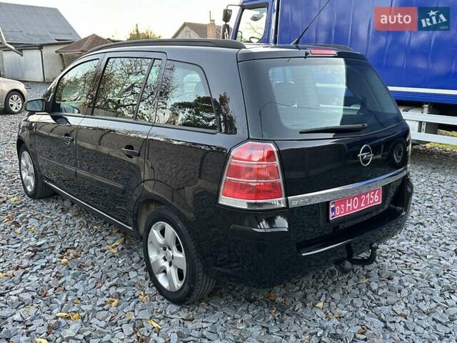 Черный Опель Зафира, объемом двигателя 1.8 л и пробегом 242 тыс. км за 5350 $, фото 4 на Automoto.ua