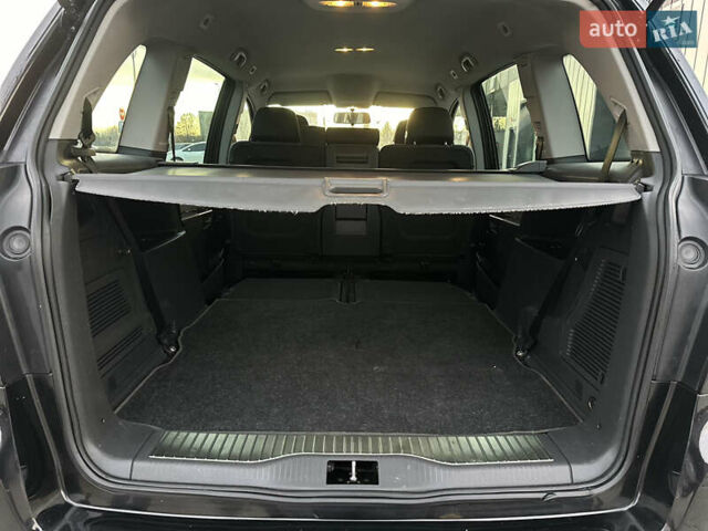 Черный Опель Зафира, объемом двигателя 1.6 л и пробегом 194 тыс. км за 5300 $, фото 116 на Automoto.ua