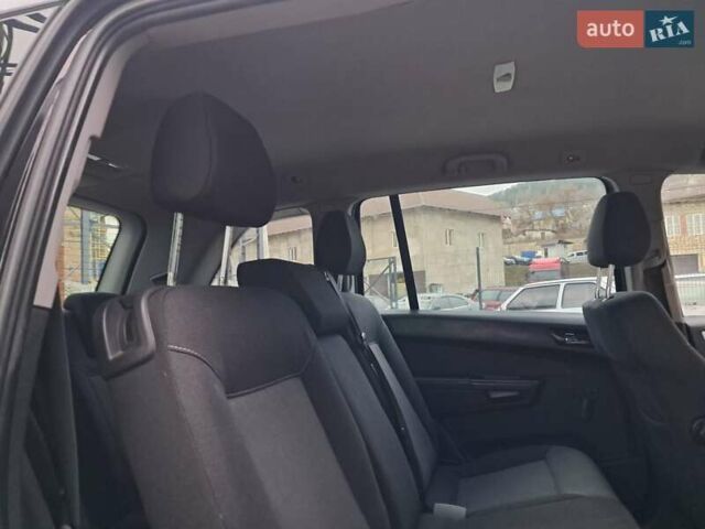 Черный Опель Зафира, объемом двигателя 1.8 л и пробегом 275 тыс. км за 5450 $, фото 50 на Automoto.ua