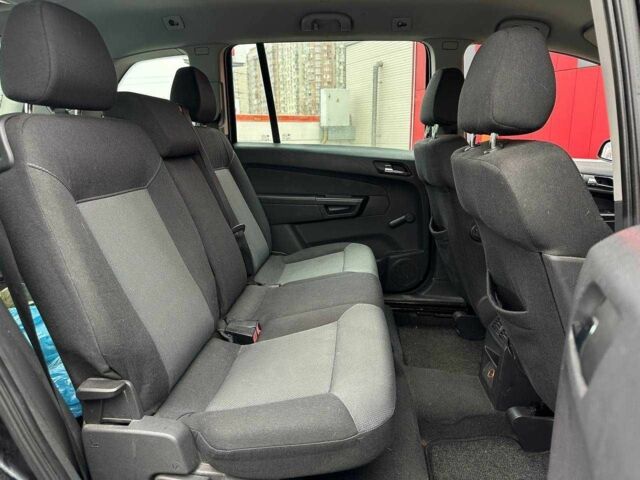 Чорний Опель Зафіра, об'ємом двигуна 0 л та пробігом 284 тис. км за 5190 $, фото 10 на Automoto.ua