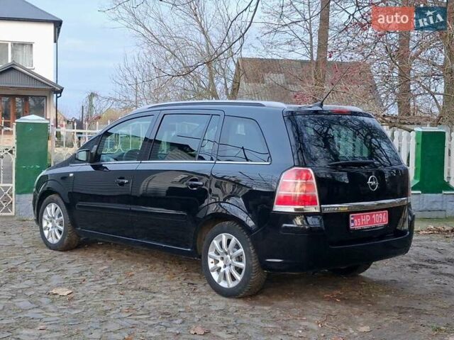 Черный Опель Зафира, объемом двигателя 1.8 л и пробегом 175 тыс. км за 4950 $, фото 4 на Automoto.ua