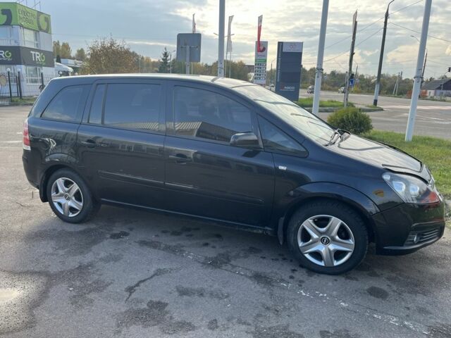 Черный Опель Зафира, объемом двигателя 1.6 л и пробегом 195 тыс. км за 5100 $, фото 2 на Automoto.ua