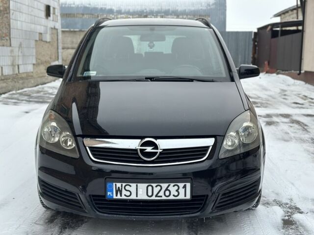 Черный Опель Зафира, объемом двигателя 1.9 л и пробегом 300 тыс. км за 2300 $, фото 1 на Automoto.ua