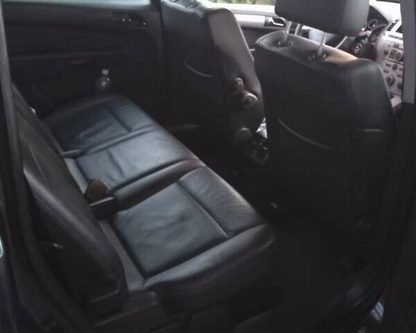 Черный Опель Зафира, объемом двигателя 1.91 л и пробегом 201 тыс. км за 7200 $, фото 23 на Automoto.ua