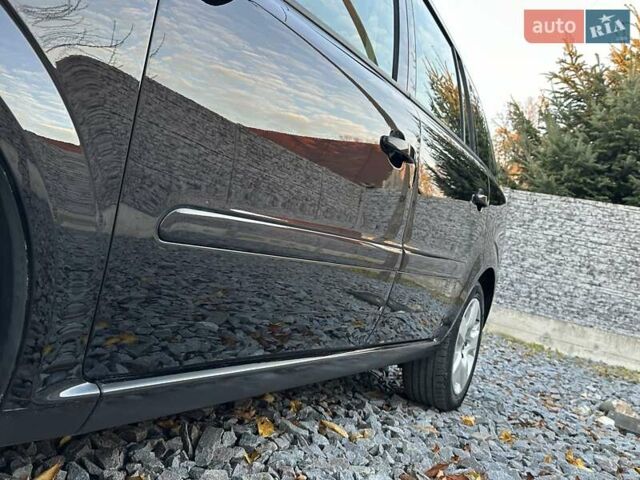 Черный Опель Зафира, объемом двигателя 1.8 л и пробегом 242 тыс. км за 5350 $, фото 11 на Automoto.ua