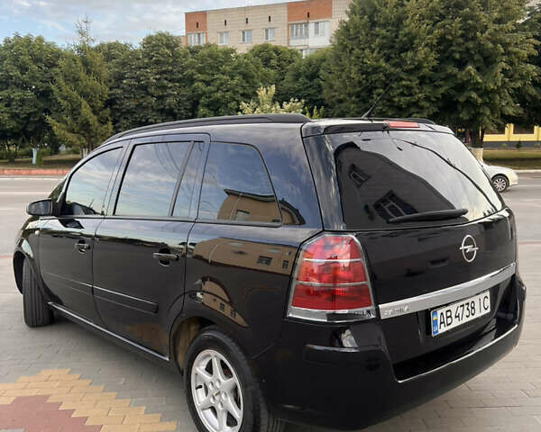 Чорний Опель Зафіра, об'ємом двигуна 1.6 л та пробігом 321 тис. км за 5500 $, фото 5 на Automoto.ua