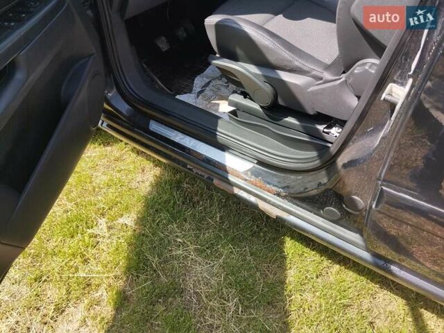 Черный Опель Зафира, объемом двигателя 1.91 л и пробегом 340 тыс. км за 4999 $, фото 3 на Automoto.ua