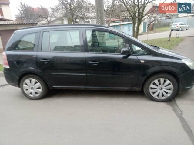 Черный Опель Зафира, объемом двигателя 1.9 л и пробегом 280 тыс. км за 5000 $, фото 2 на Automoto.ua