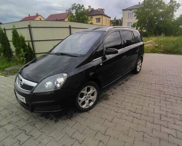 Черный Опель Зафира, объемом двигателя 0 л и пробегом 333 тыс. км за 5200 $, фото 2 на Automoto.ua