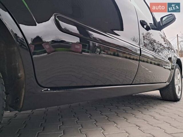 Черный Опель Зафира, объемом двигателя 1.8 л и пробегом 275 тыс. км за 5450 $, фото 40 на Automoto.ua