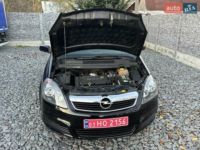 Черный Опель Зафира, объемом двигателя 1.8 л и пробегом 242 тыс. км за 5350 $, фото 78 на Automoto.ua