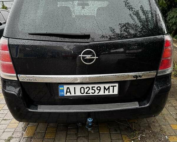 Черный Опель Зафира, объемом двигателя 1.6 л и пробегом 217 тыс. км за 6100 $, фото 5 на Automoto.ua