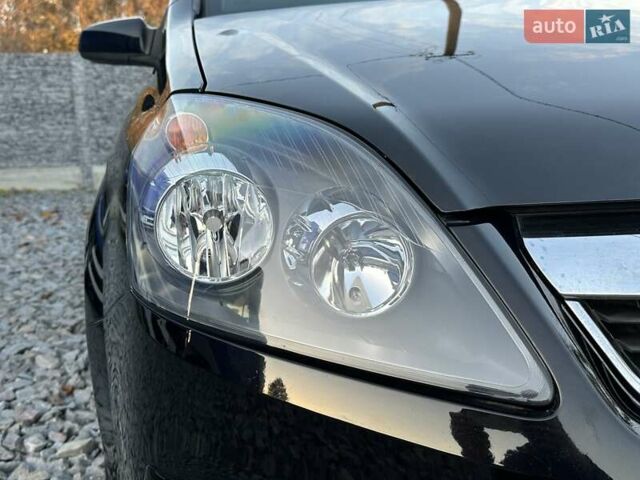 Черный Опель Зафира, объемом двигателя 1.8 л и пробегом 242 тыс. км за 5350 $, фото 7 на Automoto.ua