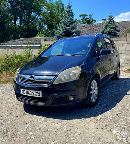 Чорний Опель Зафіра, об'ємом двигуна 1.9 л та пробігом 310 тис. км за 4800 $, фото 12 на Automoto.ua