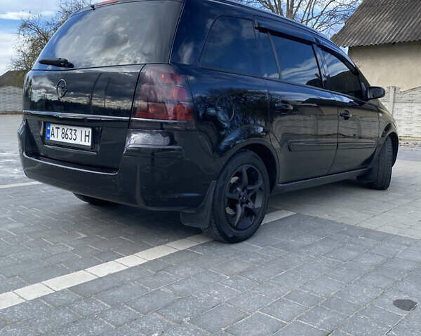 Опель Зафира 2006 в Ивано-Франковске на Automoto.ua Черный Опель Зафира, объемом двигателя 1.9 л и пробегом 327 тыс. км за 4950 $, фото 22 на Automoto.ua