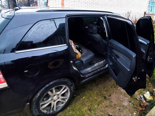 Черный Опель Зафира, объемом двигателя 1.9 л и пробегом 380 тыс. км за 5950 $, фото 3 на Automoto.ua