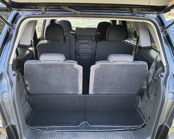 Черный Опель Зафира, объемом двигателя 1.91 л и пробегом 264 тыс. км за 5200 $, фото 3 на Automoto.ua