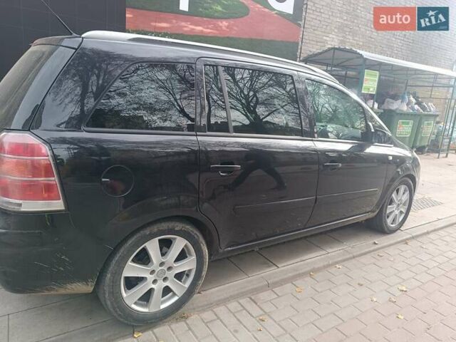 Черный Опель Зафира, объемом двигателя 1.91 л и пробегом 311 тыс. км за 5550 $, фото 8 на Automoto.ua