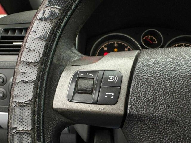 Чорний Опель Зафіра, об'ємом двигуна 0 л та пробігом 284 тис. км за 5190 $, фото 18 на Automoto.ua