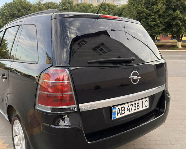 Чорний Опель Зафіра, об'ємом двигуна 1.6 л та пробігом 321 тис. км за 5500 $, фото 9 на Automoto.ua