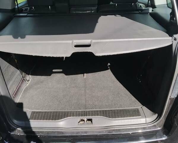 Черный Опель Зафира, объемом двигателя 1.8 л и пробегом 258 тыс. км за 5200 $, фото 17 на Automoto.ua