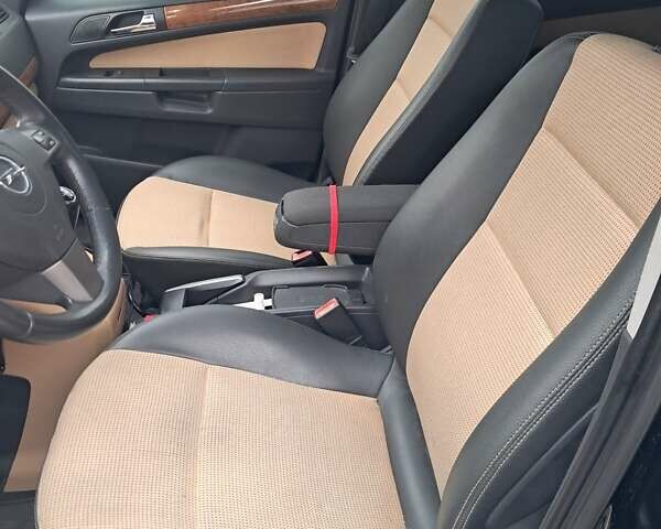 Черный Опель Зафира, объемом двигателя 2.2 л и пробегом 271 тыс. км за 6000 $, фото 6 на Automoto.ua