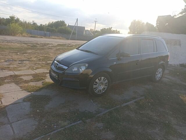 Черный Опель Зафира, объемом двигателя 1 л и пробегом 2 тыс. км за 5000 $, фото 6 на Automoto.ua