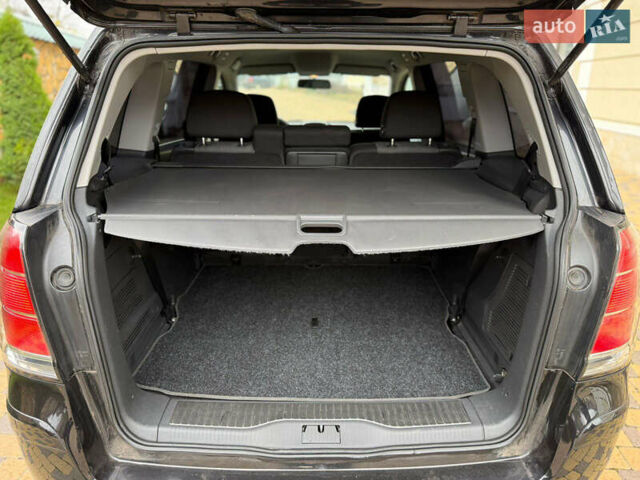 Черный Опель Зафира, объемом двигателя 1.8 л и пробегом 189 тыс. км за 5999 $, фото 18 на Automoto.ua